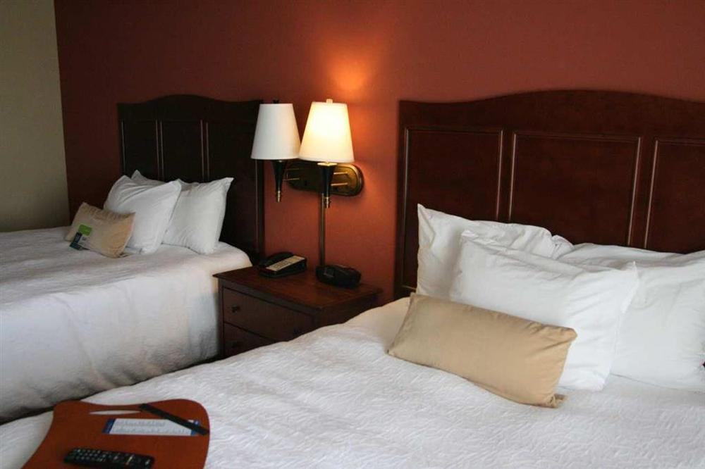 Hampton Inn Derby-Wichita Southeast Habitación foto