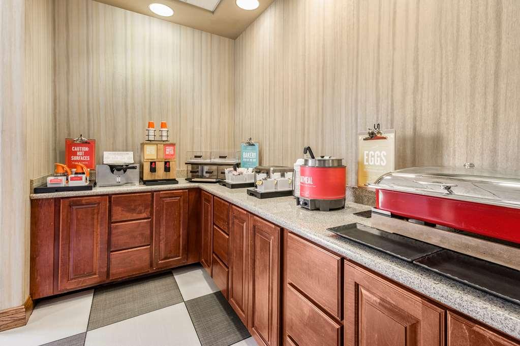 Hampton Inn Derby-Wichita Southeast Restaurante foto